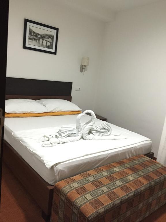 Hotel Oaza Konjic Phòng bức ảnh