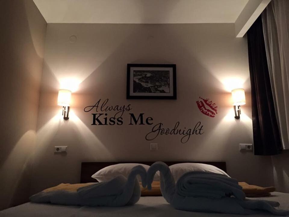 Hotel Oaza Konjic Phòng bức ảnh