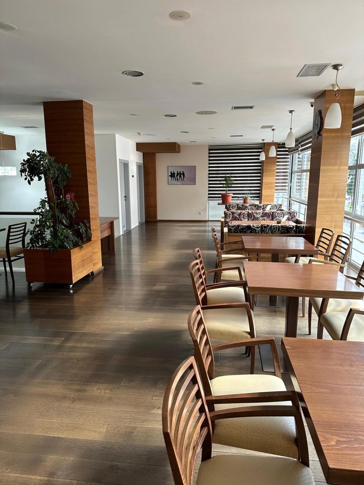 Hotel Oaza Konjic Ngoại thất bức ảnh