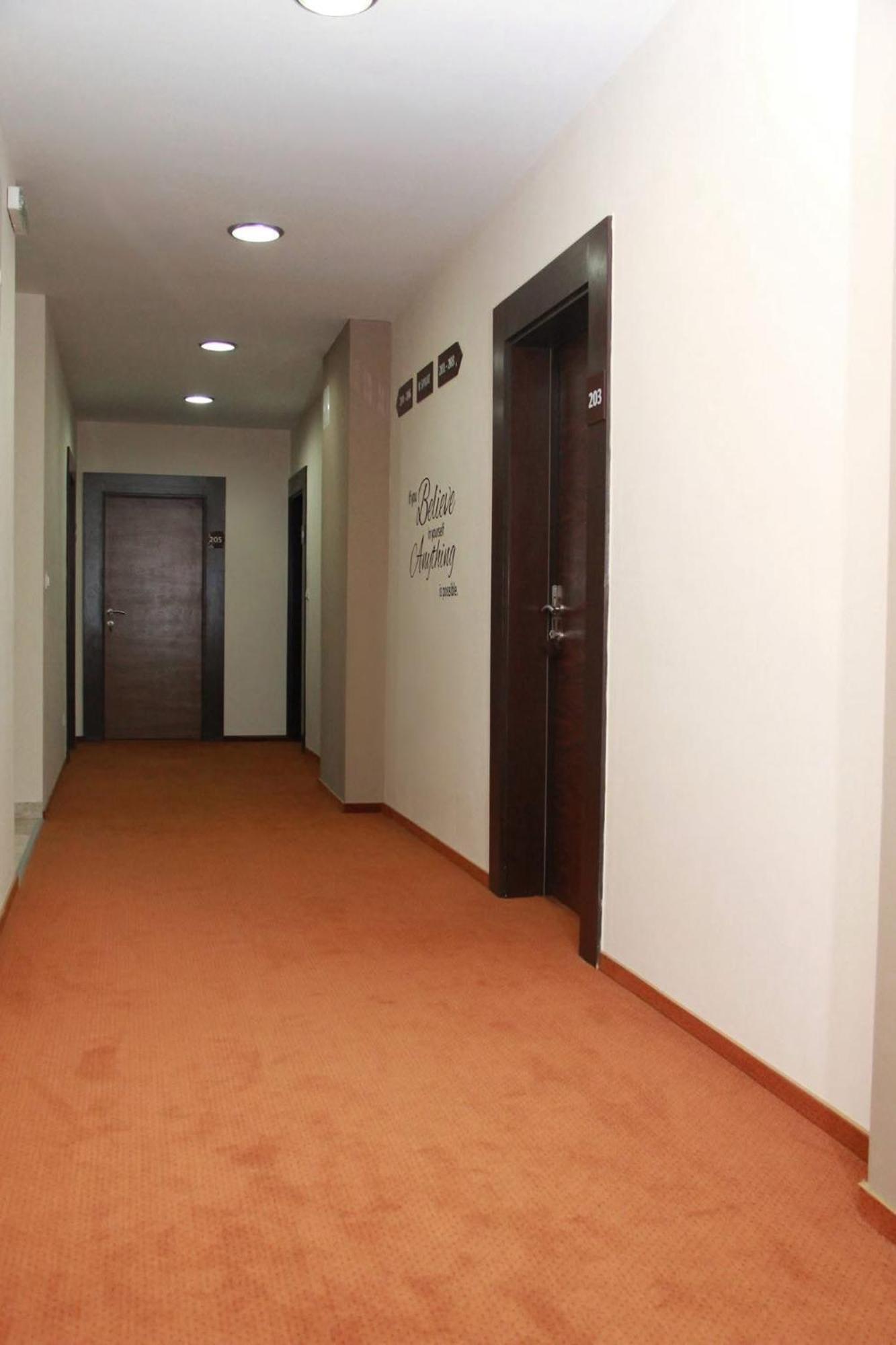 Hotel Oaza Konjic Ngoại thất bức ảnh