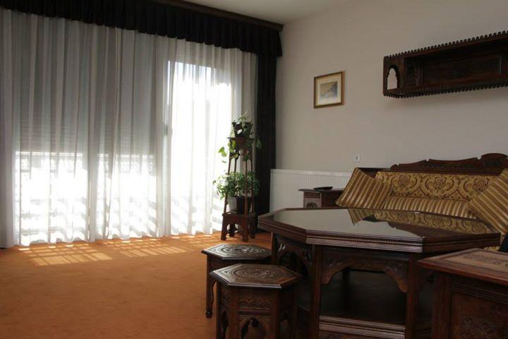 Hotel Oaza Konjic Ngoại thất bức ảnh